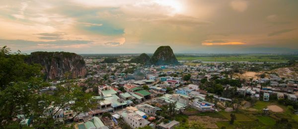 marble mountains da nang vietnam