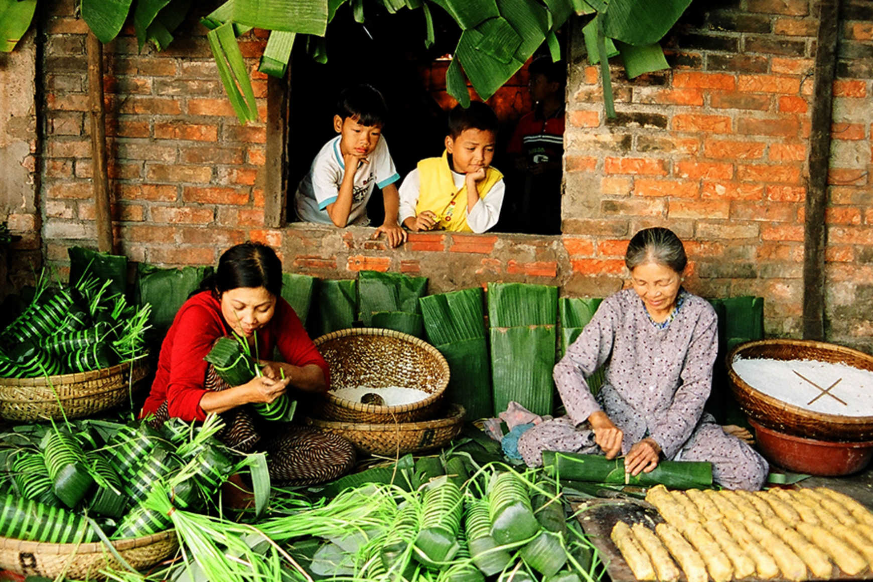 making banh tet chuoi