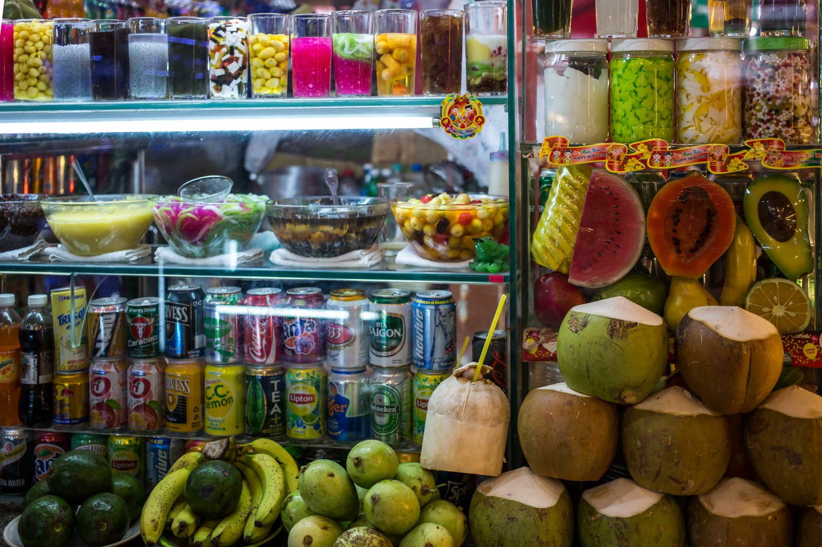 ben thanh market opening hours