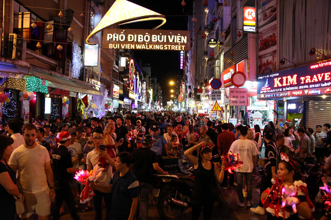 where to celebrate new year in saigon