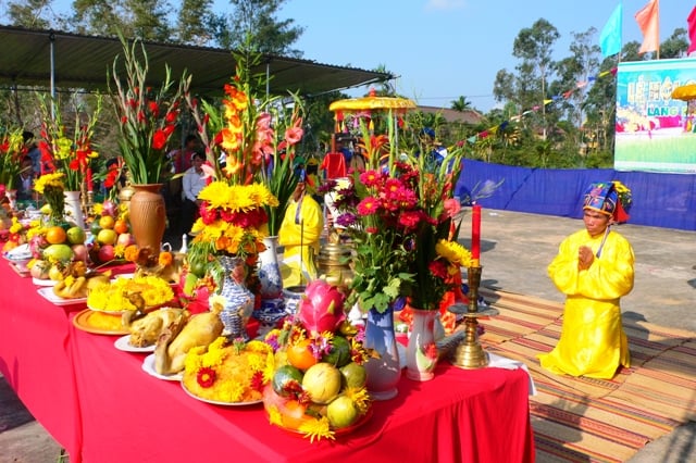 bong-bridge-festival-hoi-an