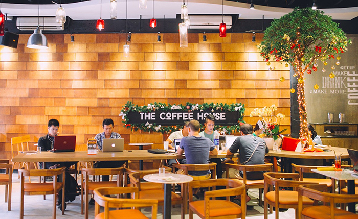 cafes to work in saigon