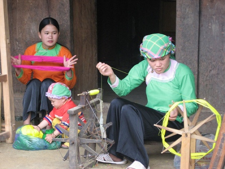 giay tribe sapa clothing