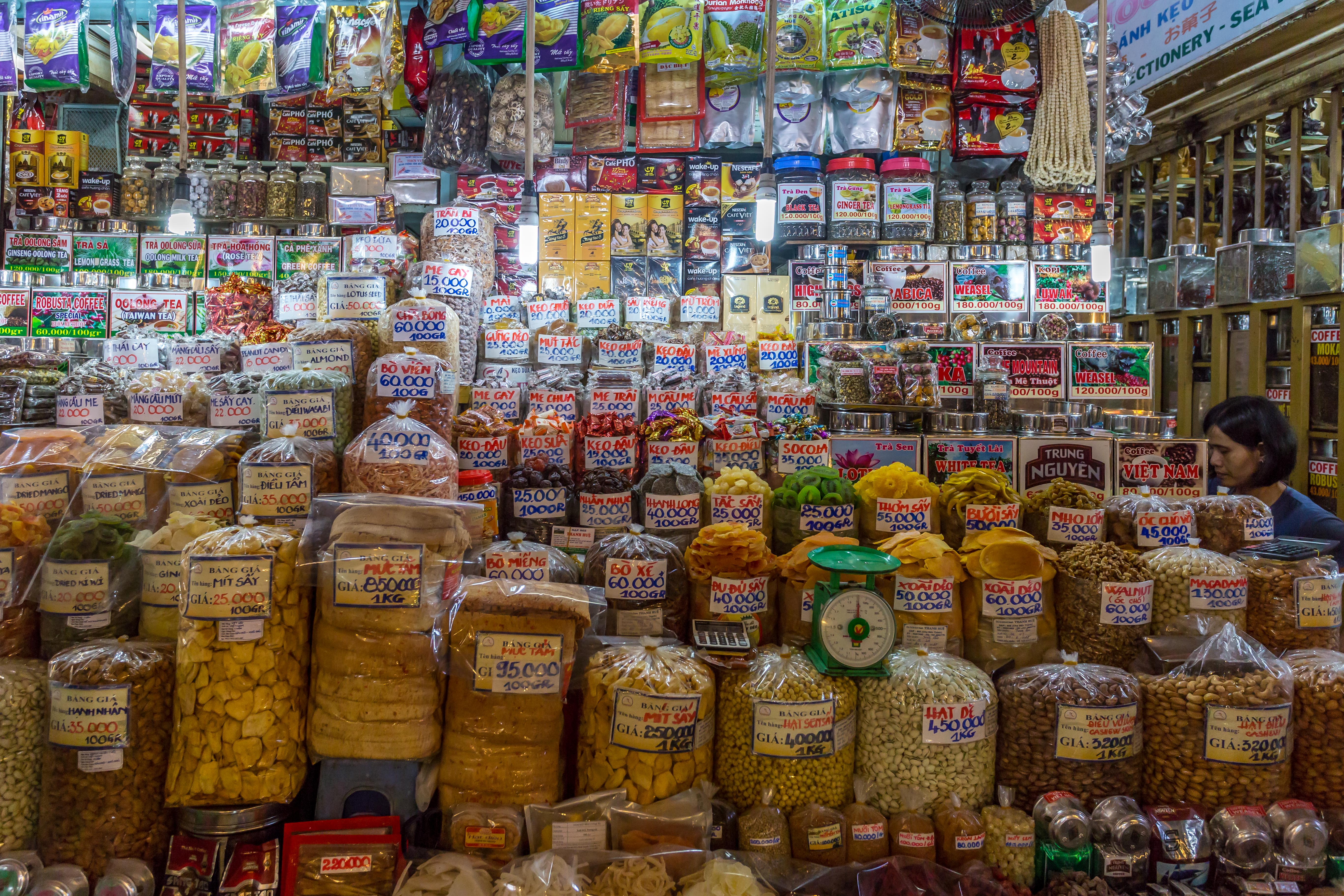 what to buy tan dinh market