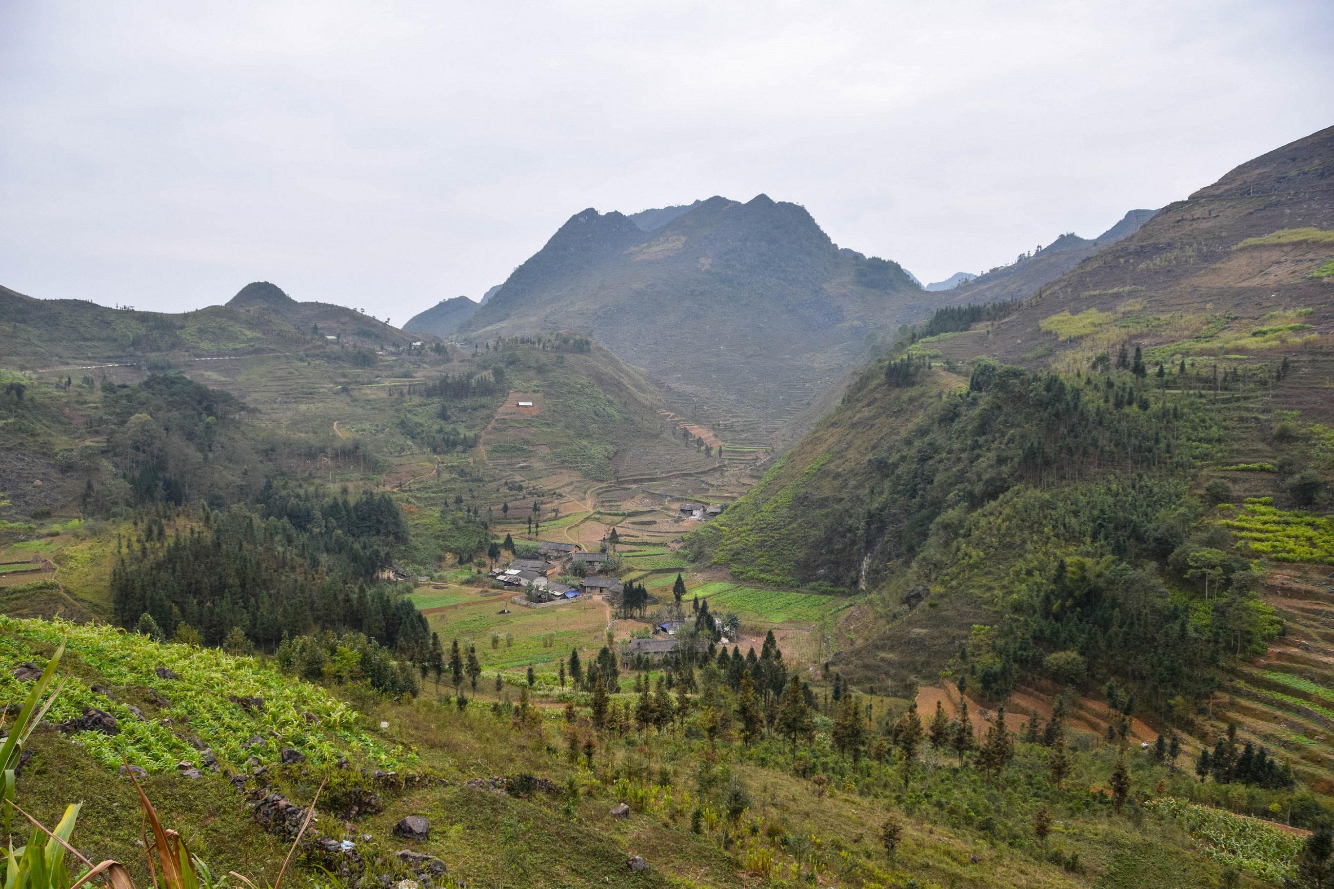 how to get to ha giang