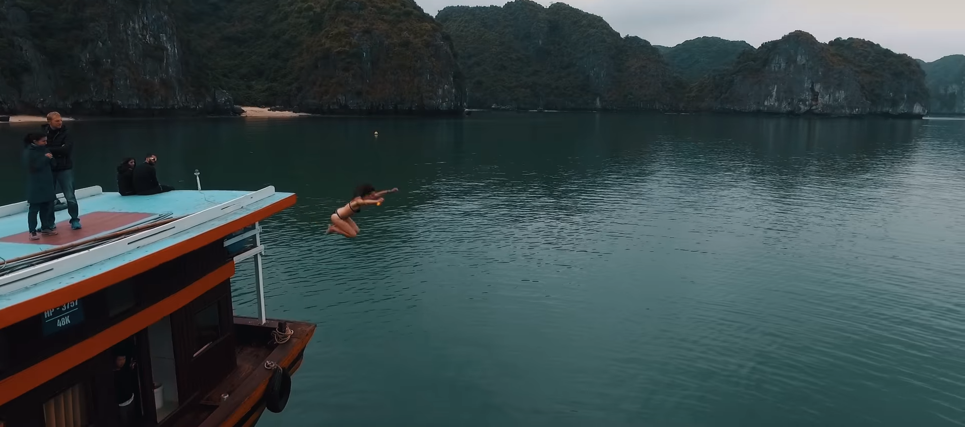 ha long bay rainy season