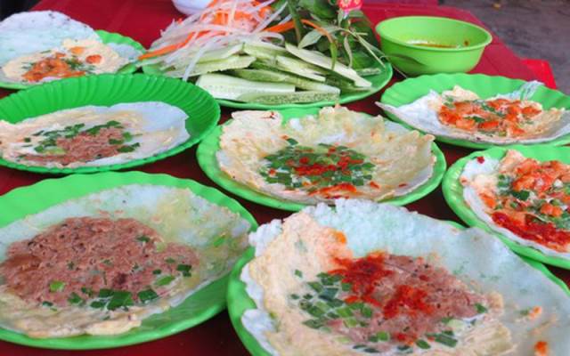 best food to eat in hue vietnam