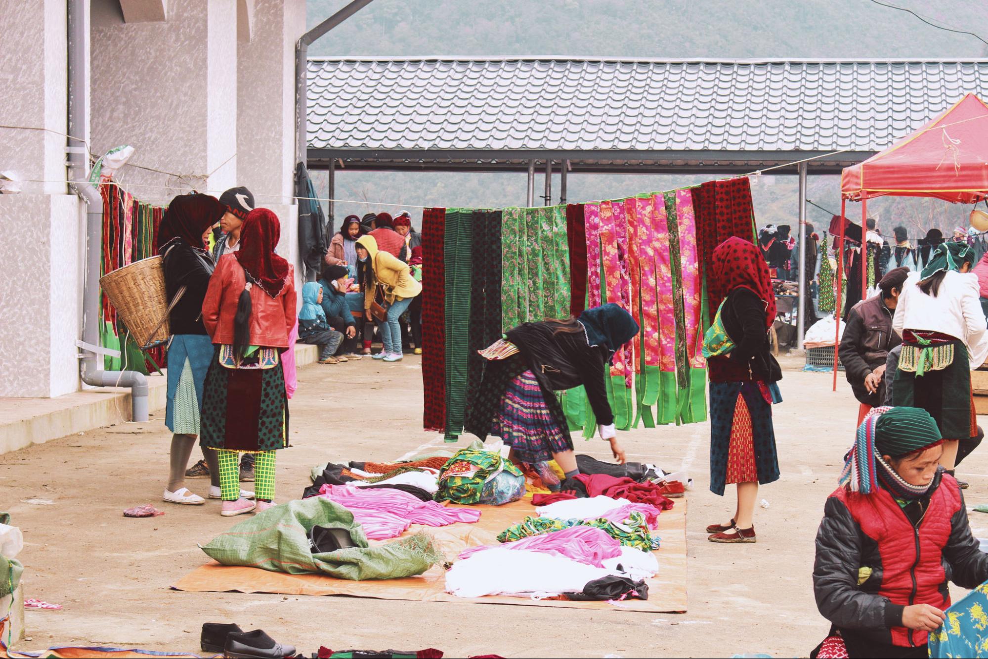 ha giang market