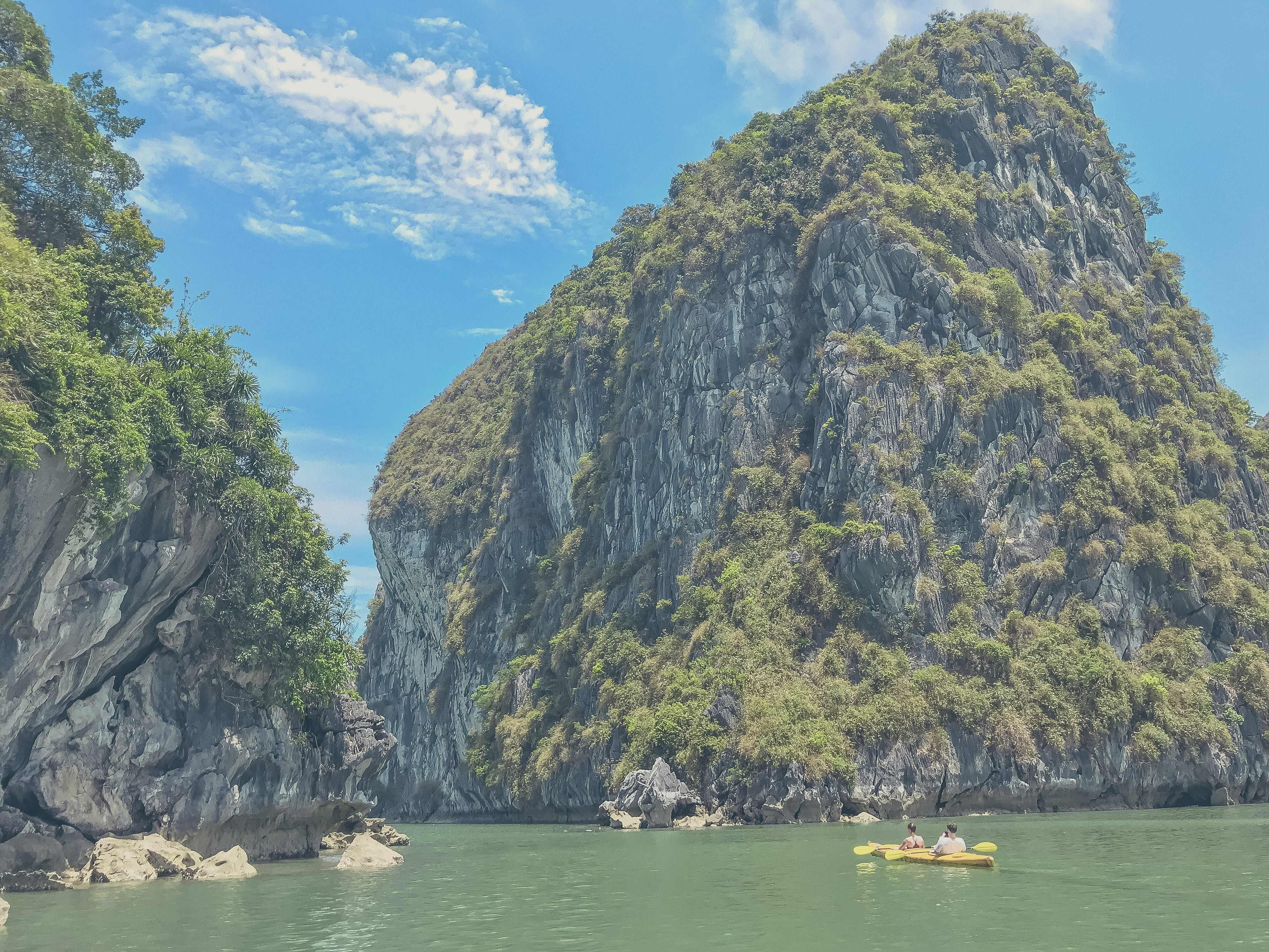 ha-long-bay-nomad-vietnam