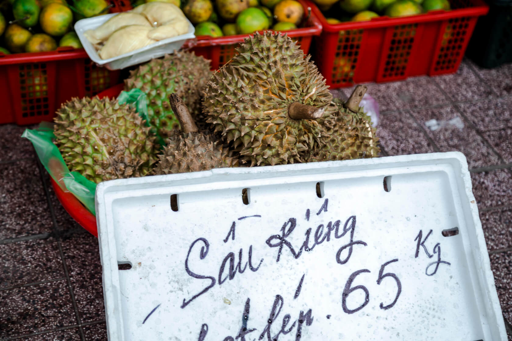 fruit season in vietnamdurian