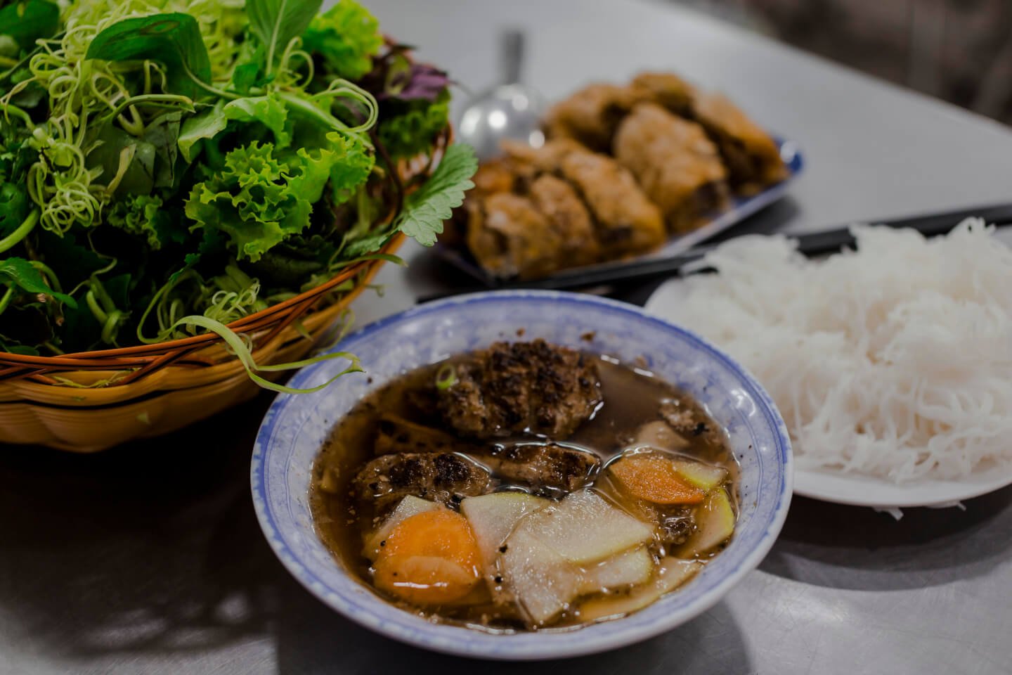 where to eat bun cha hanoi