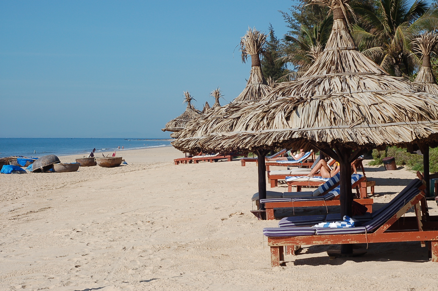 nightlife in mui ne