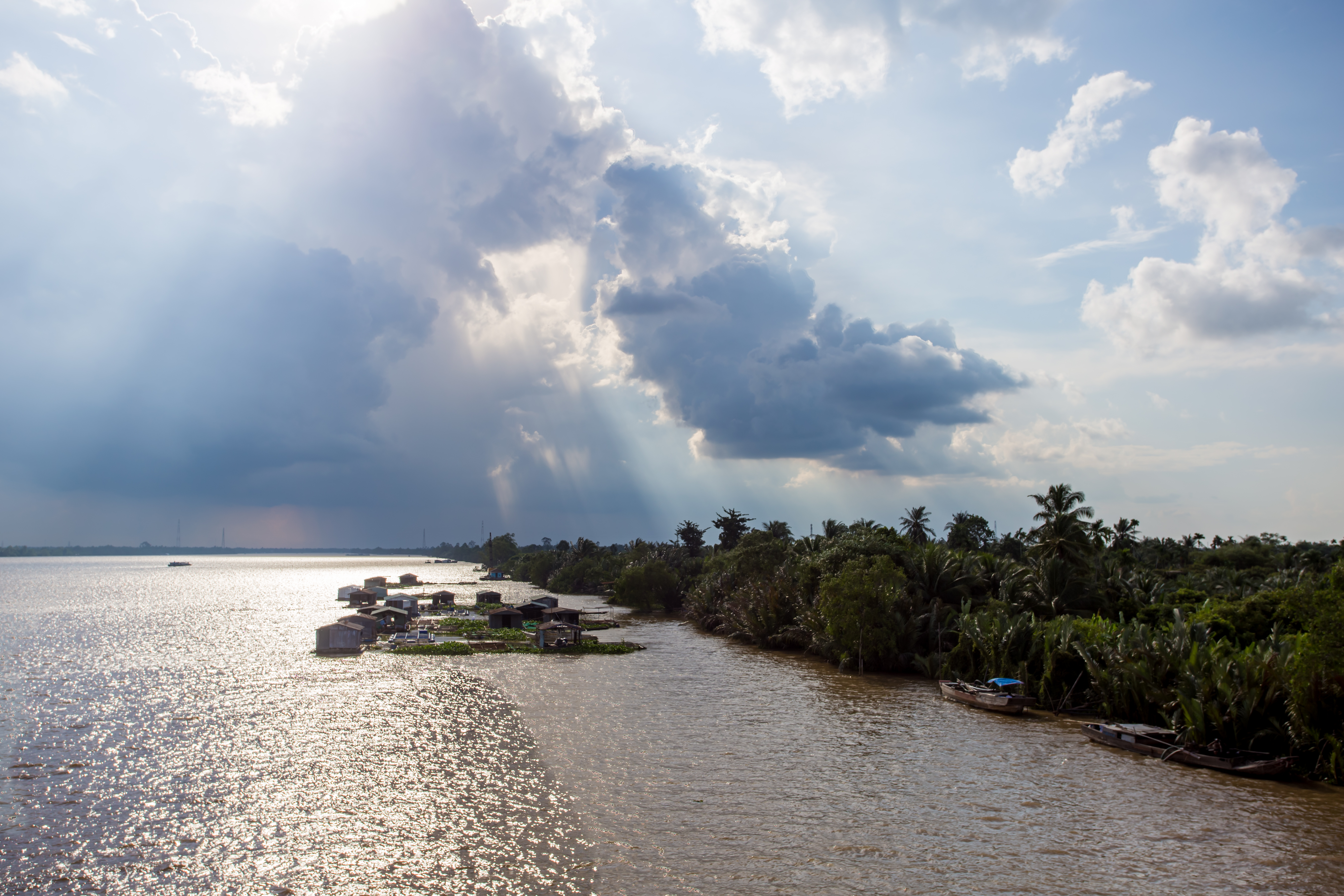 hotels hostels homestays mekong delta