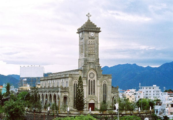 mountain-church-nha-trang