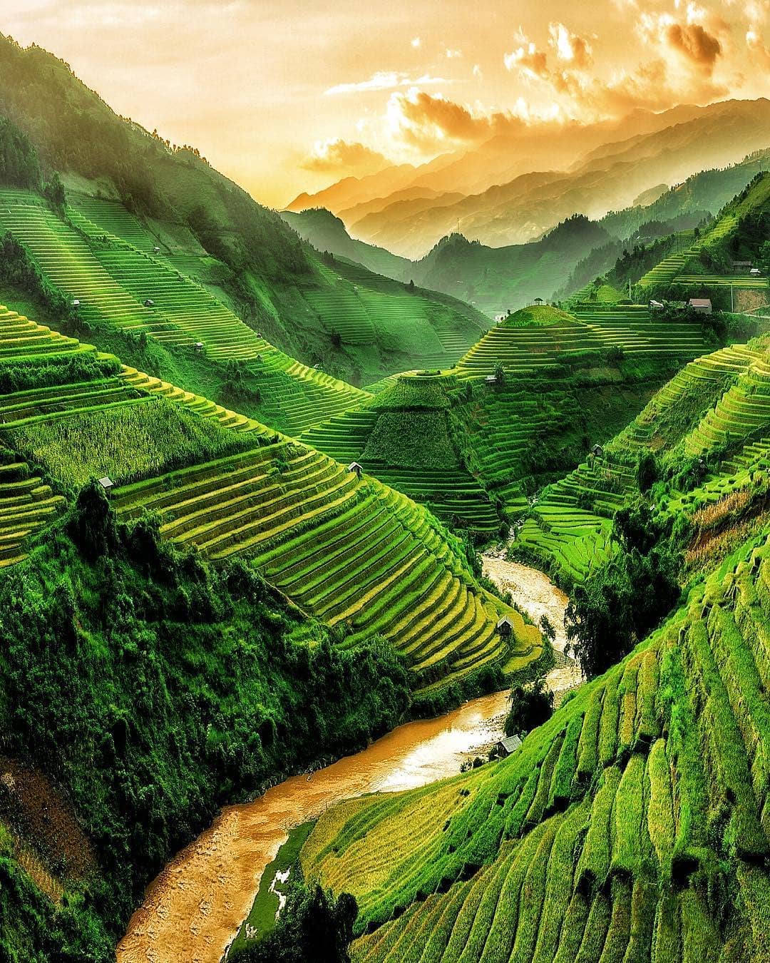 vietnam travel instagram