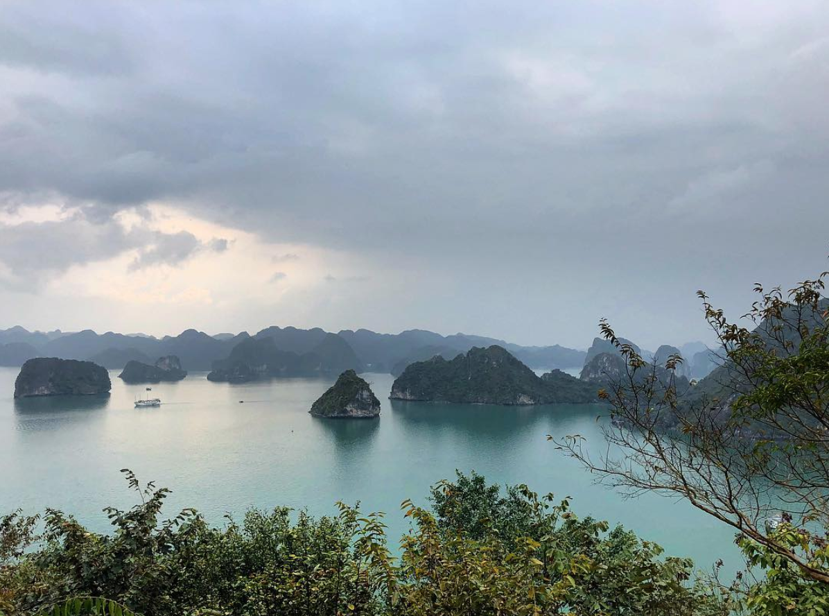 ngoc-vung-island-halong