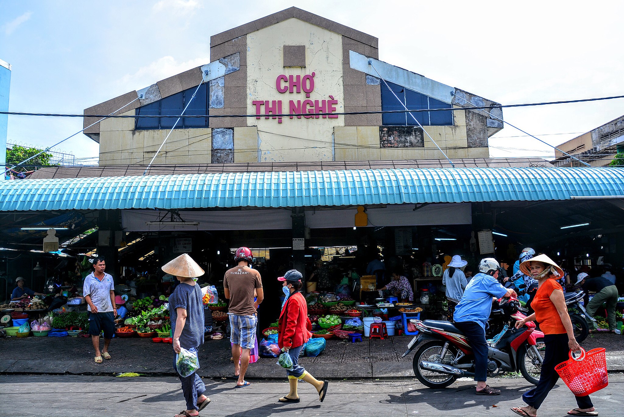 Thi Nghe market