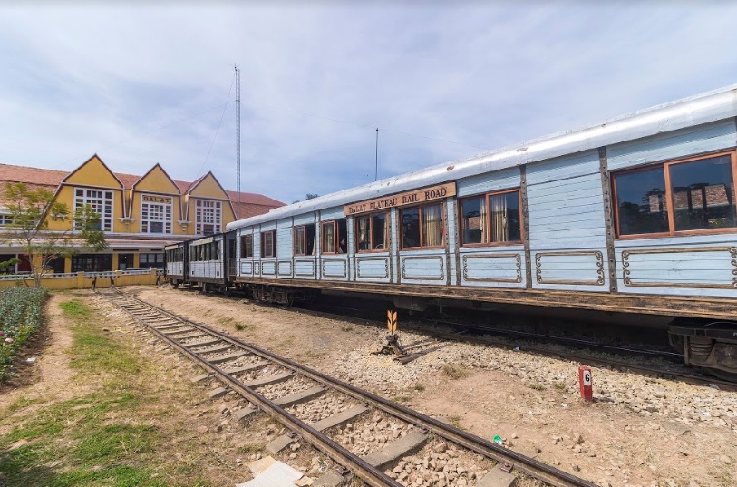 christinas-da-lat-railway-station