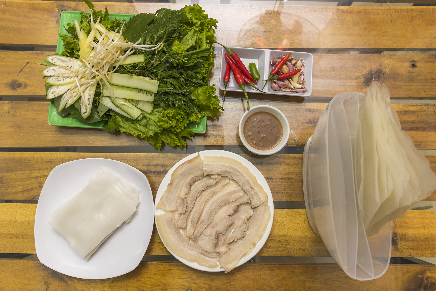 banh-trang-thit-heo-what to eat da nang